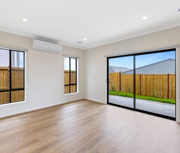 3-BEDROOM HOME IN PRIME LOCATION - Photo 2