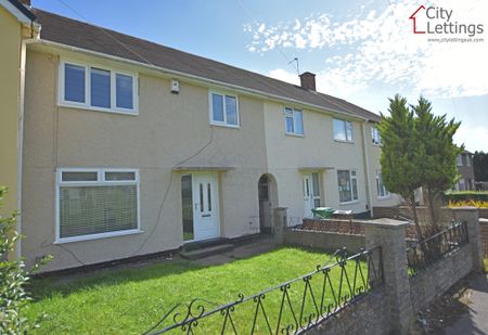 3 Bedroom Mid Terraced House - Photo 5