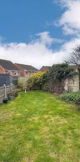 Willow Waye, Eythorne, CT15 - Photo 1