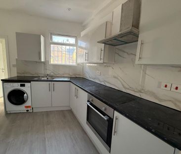 5 bedroom flat to rent - Photo 6