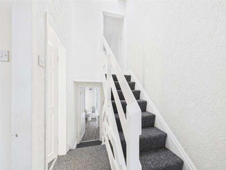 St Vincent Road, Wallasey, CH44 - Photo 5