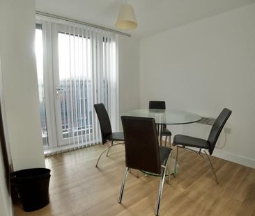 2 bedroom apartment to rent - Photo 4