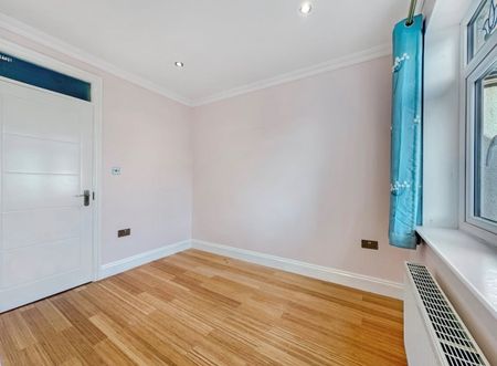 3 Bed Maisonette, Abingdon Road, SW16 - Photo 5