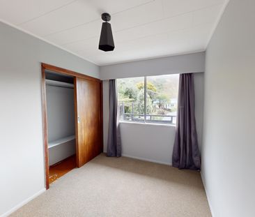 A - 20 Wilfred Street, Tawa - Photo 3