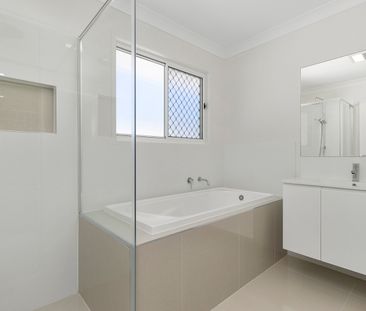 96 Rogers Street, Beachmere QLD 4510 - House For Rent - $750 | Domain - Photo 6