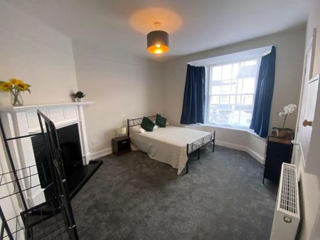 1 bedroom in a house share to rent - Photo 5