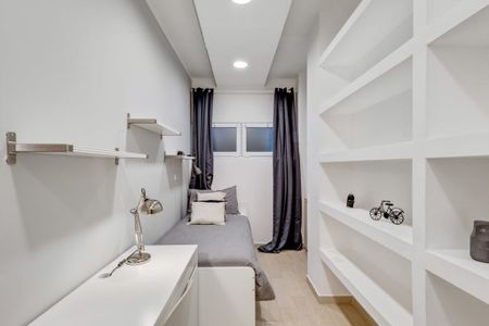 Via Antonio Fogazzaro, Milan, Lombardy 20135 - Photo 4