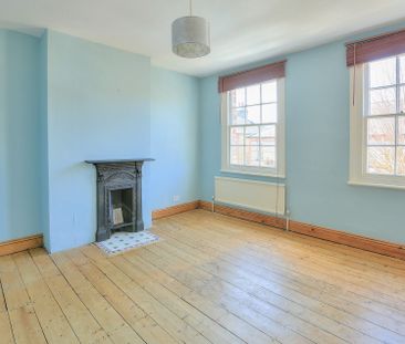 Available unfurnished from 20/05/2026 - Photo 2