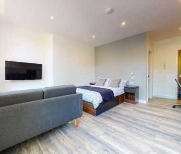 Studio to rent - Photo 6