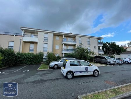 Location Appartement 3 pièces 55m² ST BENOIT 86280 - Photo 4