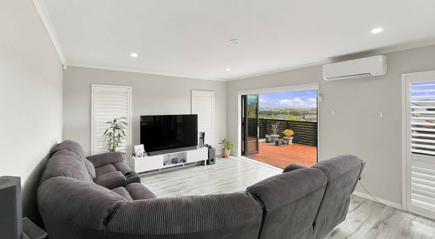 Four bedroom + Utility Room! - Photo 1