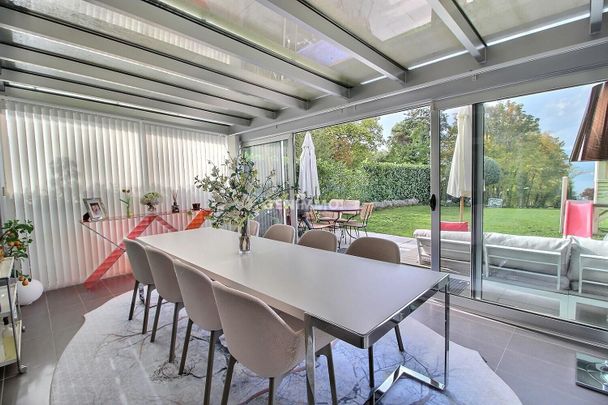 FAMILY HOUSE LAKE VIEW - Photo 1