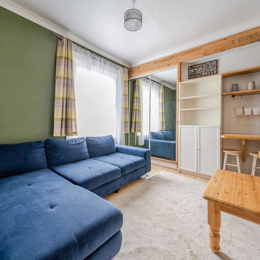 apartment to rent Xavier House, 5 Ettrick Road, Chichester, PO19 - Photo 1