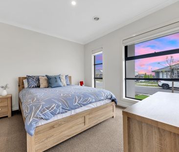 "Home Sweet Home - Yours for the Taking!" - Photo 3