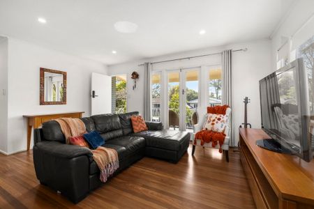 24 Edenvale Street, Oxley QLD 4075 - House For Rent - $750 | Domain - Photo 5