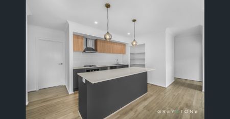 Stunning 4-Bedroom Family Home for Lease - 3 Hillgate Grove, Fraser Rise - Photo 3