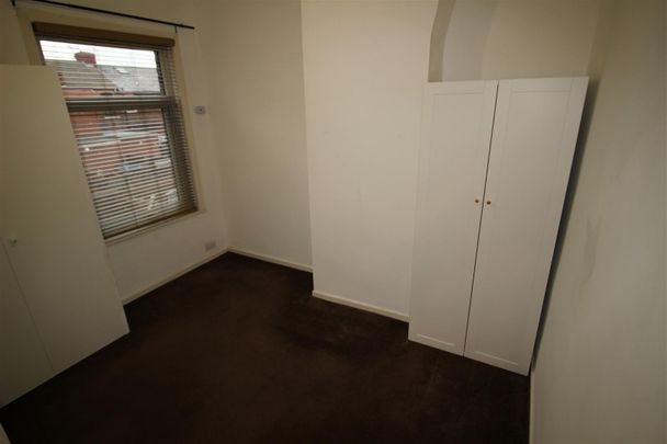 2 Bedroom Terraced House for Rent - Photo 1