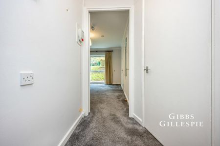 Studio to rent - Photo 3