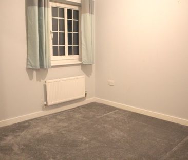 3 bedroom house to rent Edison Way, Arnold, Nottingham, NG5 - Photo 4