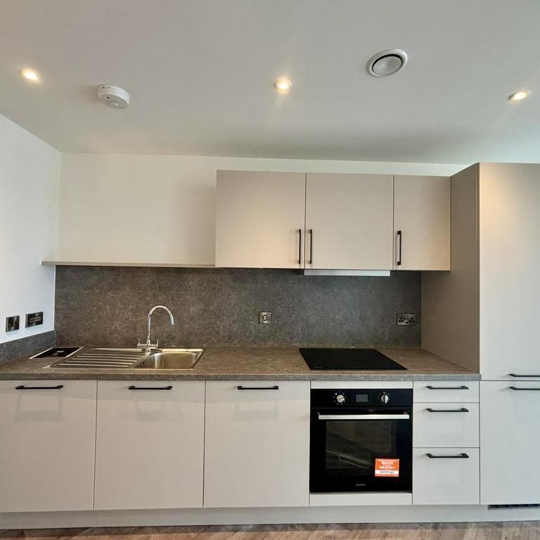 1 bedroom apartment to rent - Photo 1