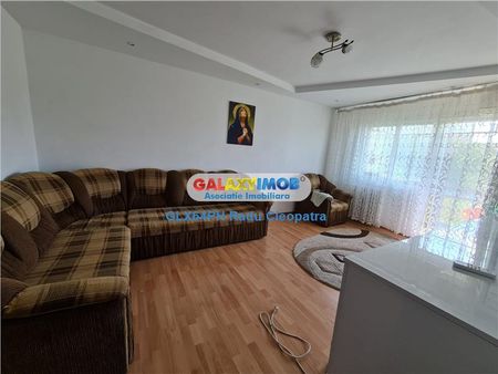 Inchiriere apartament 3 camere, Ploiesti, zona Malu Rosu - Photo 2