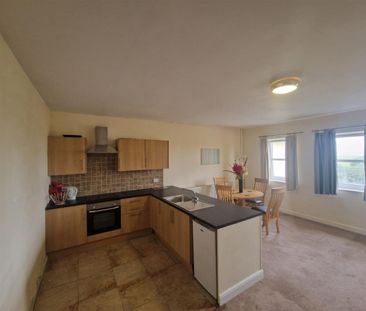 Station Road, Penclawdd, SA4 3XN, Swansea - Photo 4