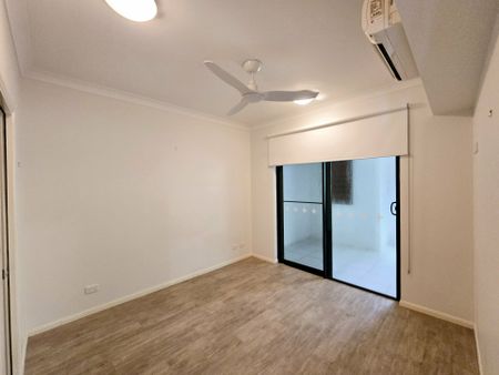 FRESH AND MODERN – FURNISHED - Photo 4