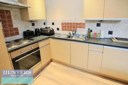 2 bedroom apartment to rent - Photo 3