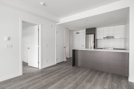 1108 Pendrell Street, Vancouver - Photo 2