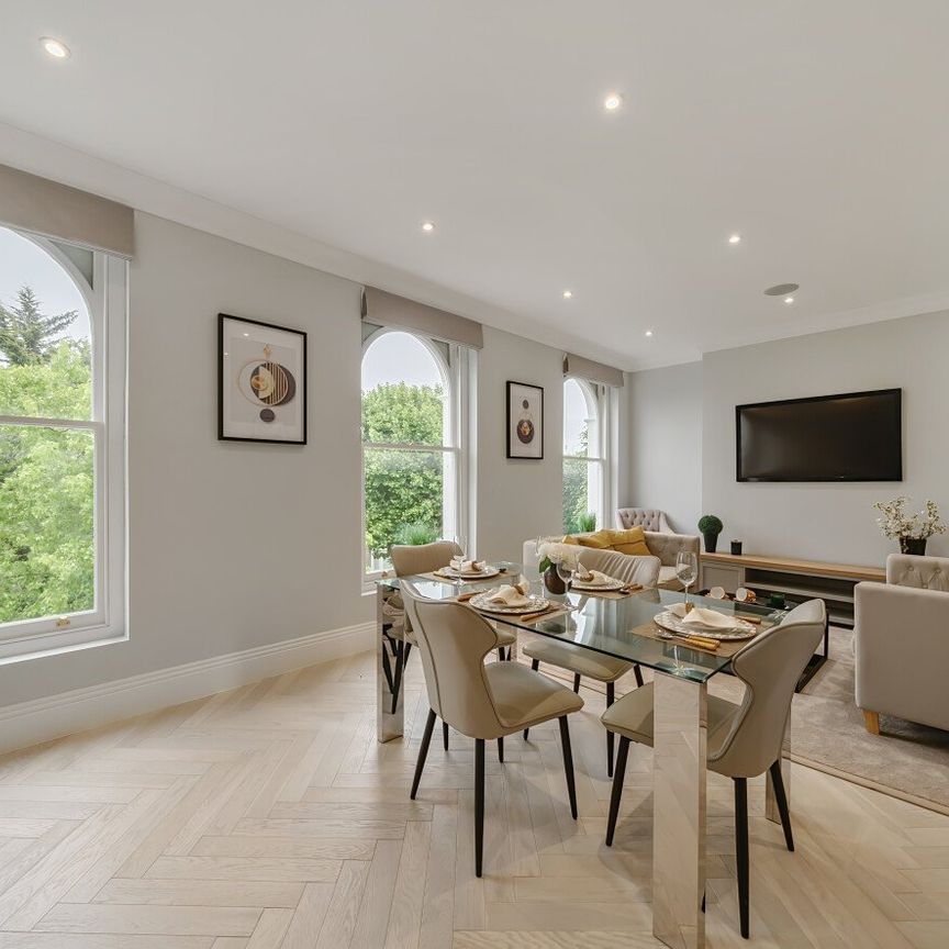 Hammersmith Grove, Hammersmith, London, W6 - Photo 1