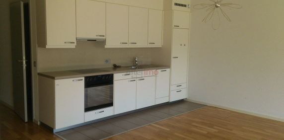 Protected 2-room apartment with loggia for rent in Gollion - Foto 2