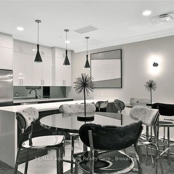 For Lease - 118 KING Street Unit# 419, Hamilton, Ontario - Photo 1