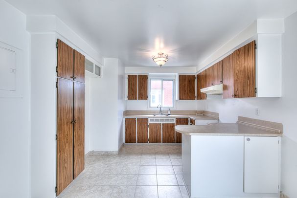 726 Rue Gagné, Montréal (LaSalle), QC H8P - Photo 1