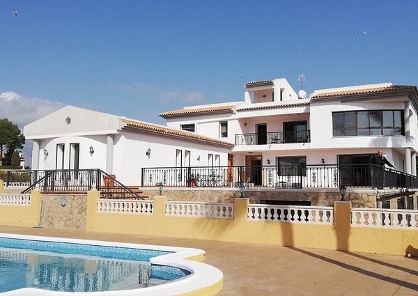 Luxury Villa For Rent Long Term Altea El Planet