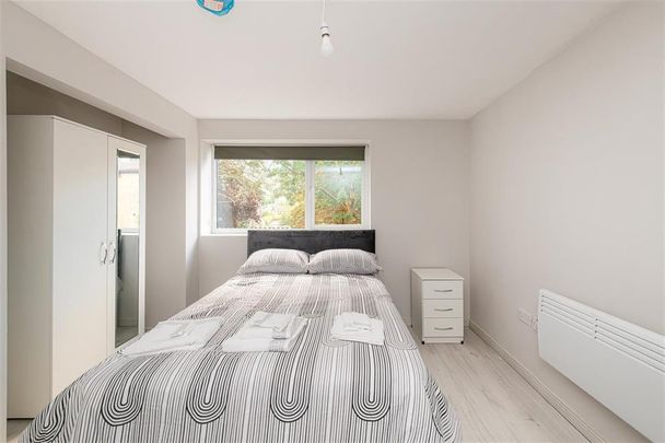 45 Longland Way, High Wycombe - Photo 1
