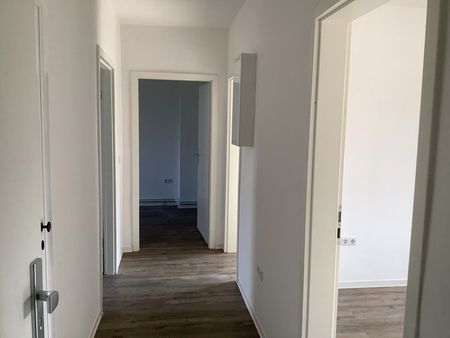 Komplett renovierte Wohnung in Bremen Neustadt – Mit Balkon und modernem Bad - Foto 2