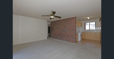 Close to Coastal Walk and town! - Photo 5