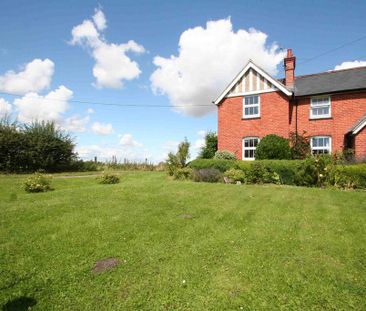 2 bedroom terraced house to rent - Photo 4