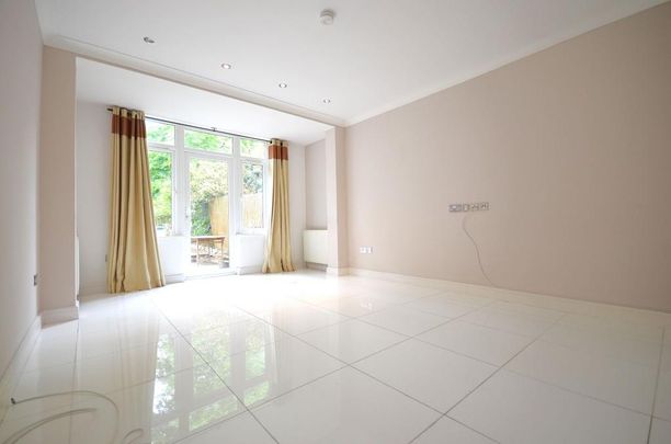 6 bedroom semi-detached house to rent - Photo 1