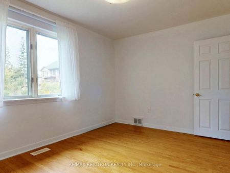 For Lease - 52 Wynn Road, Toronto, Ontario - Photo 2