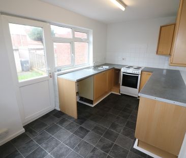 Parkfield Drive, Hull - Photo 4