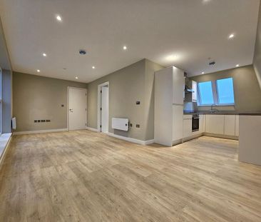 3 bedroom flat to rent - Photo 5