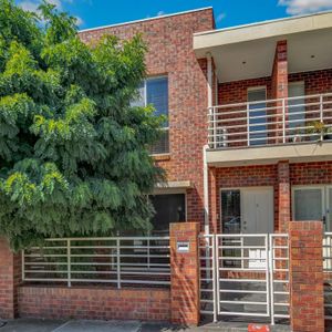 Brunswick West Living That Ticks Every Box! - Photo 3