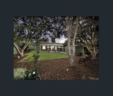 4 Camfield Place, Florey ACT 2615 - House For Rent | Domain - Photo 2