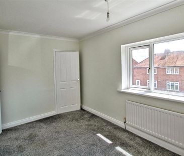 2 bedroom semi-detached house to rent - Photo 2