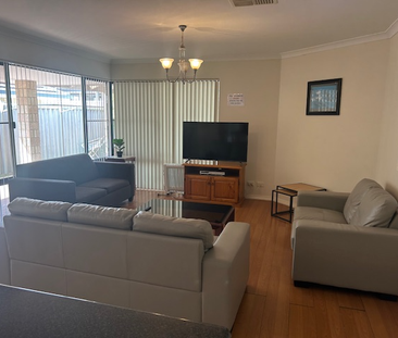 78 Ronsard Drive, San Remo, WA - Photo 3