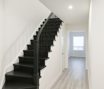 For Lease - 6798 Bansbridge Crescent, Mississauga, Ontario - Photo 4