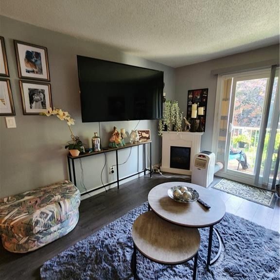 217-561 Armstrong Rd, Kingston, ON K7M 8J9 - Photo 1