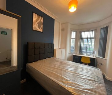 Fitzwarren Street, Salford - Photo 3