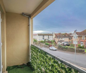 Weston-Super-Mare - Photo 2